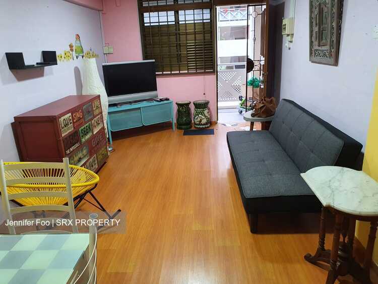 Blk 70 Circuit Road (Geylang), HDB 2 Rooms #584985301